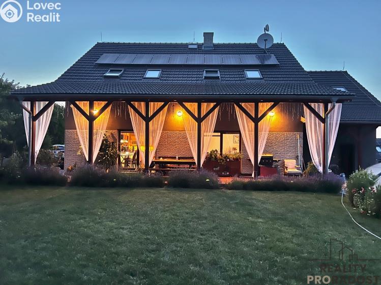 Продаж сімейного будинку Hradečno č. 4