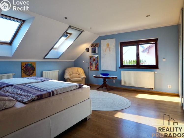 Продаж сімейного будинку Hradečno č. 10