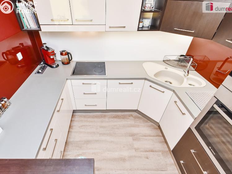 Продажа семейного дома Chýně, Hájecká č. 9