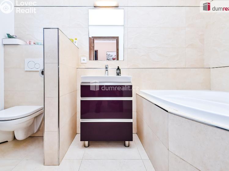 Продажа семейного дома Chýně, Hájecká č. 17