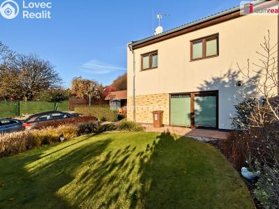 Продажа семейного дома Chýně, Hájecká č. 2