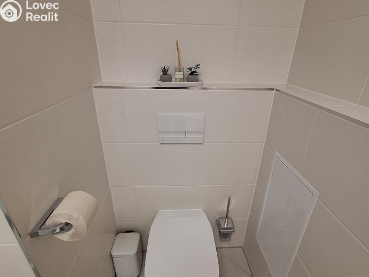 Pronájem bytu 2+KK Praha, Huppnerova č. 11