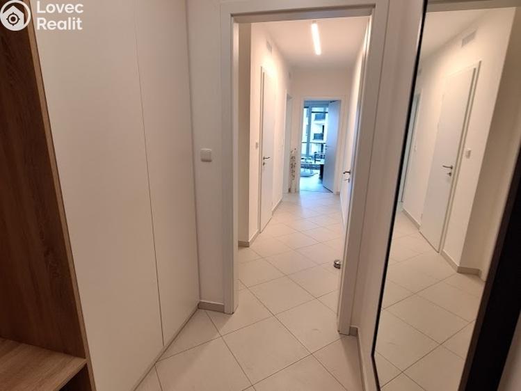 Pronájem bytu 2+KK Praha, Huppnerova č. 16