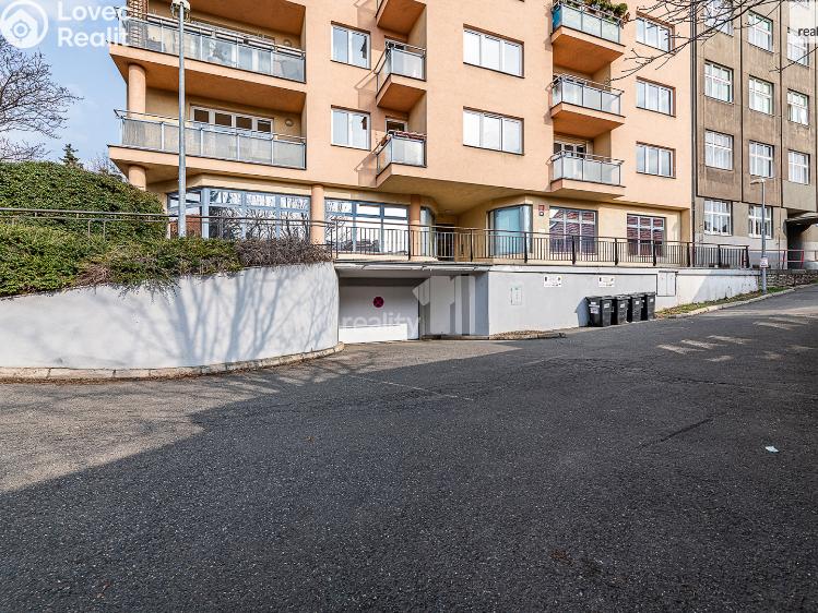 Pronájem bytu 2+KK Praha 10, Smolenská č. 20