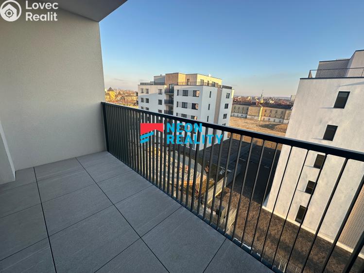 Pronájem bytu 1+KK Opava, Císařského pluku 3078/1 č. 4