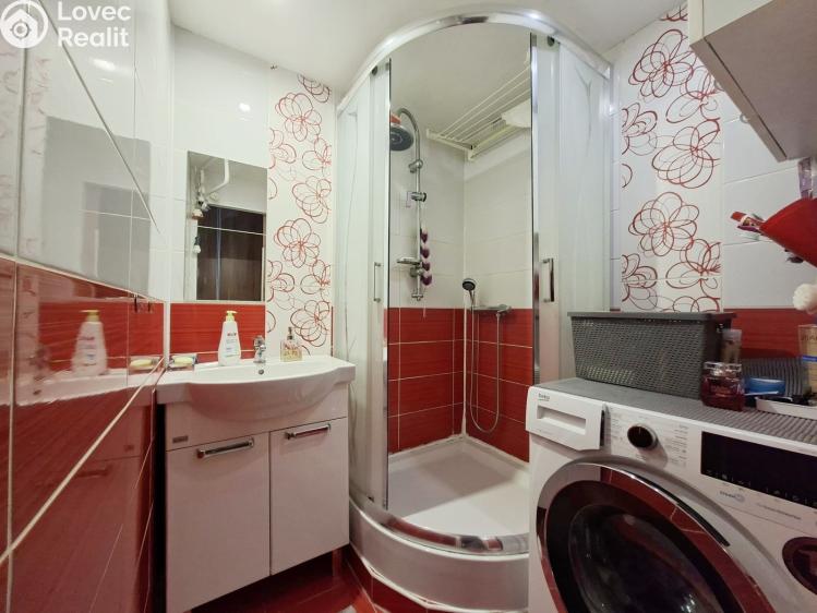 Продажа квартиры 2+1 Karviná, Bratr. Veverkových č. 3