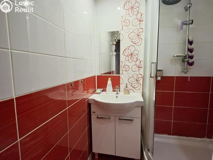 Продажа квартиры 2+1 Karviná, Bratr. Veverkových č. 7