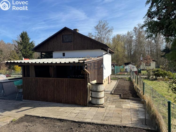 Prodej chaty Jenišov č. 15