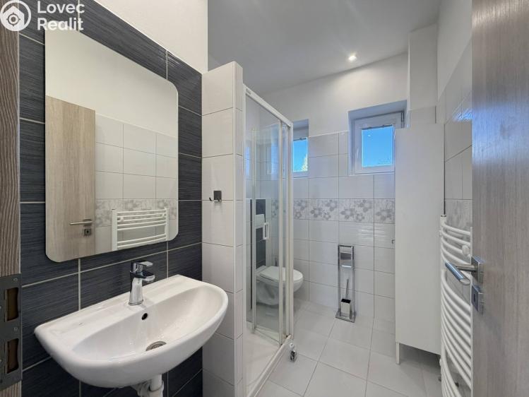 Pronájem bytu 2+KK Pardubice, Kotkova 794 č. 9