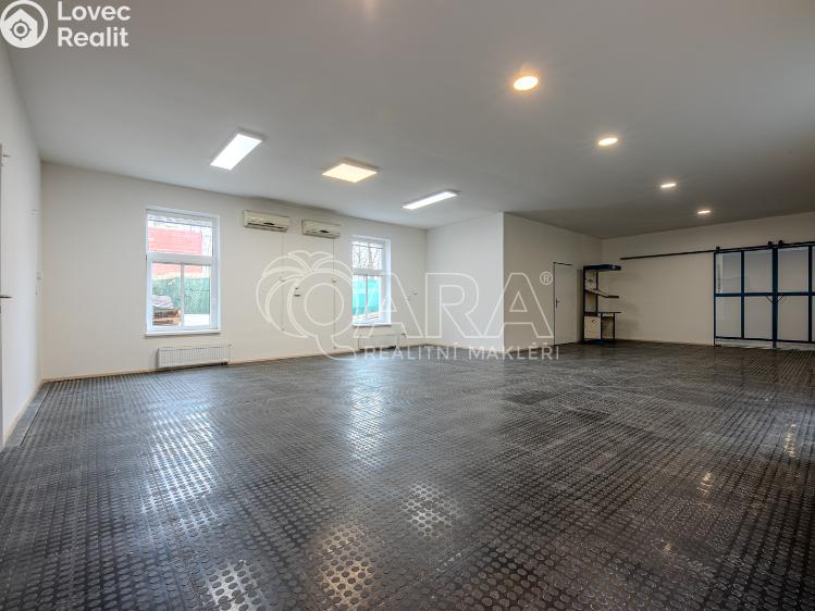 Оренда торгового приміщення Vestec, Vestecká 541 č. 15