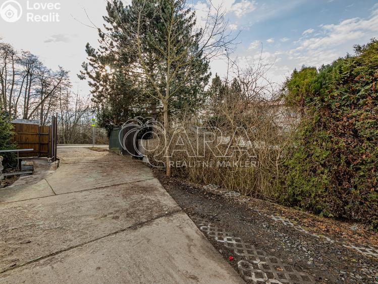 Оренда торгового приміщення Vestec, Vestecká 541 č. 23