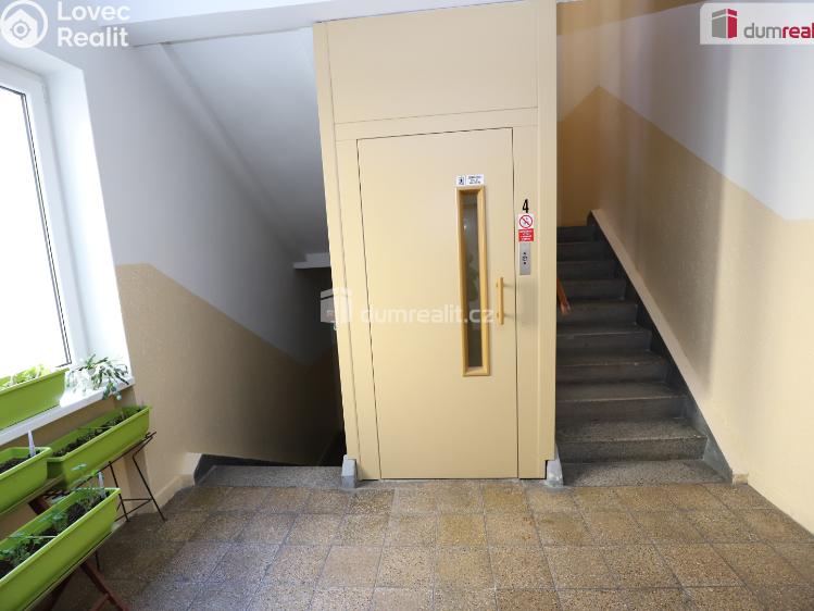 Prodej bytu 2+1 Karlovy Vary, nábřeží Jana Palacha č. 12