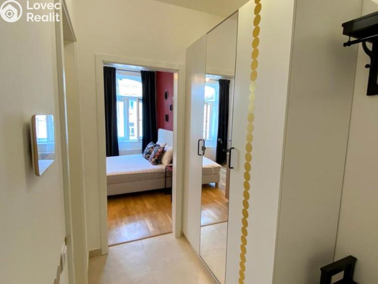 Pronájem bytu 1+KK Praha, Tyršova č. 6