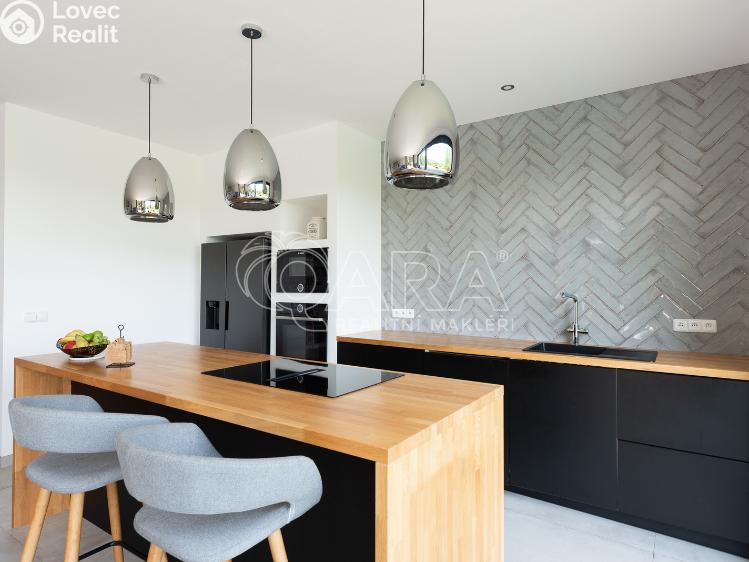 Prodej rodinného domu Statenice č. 9