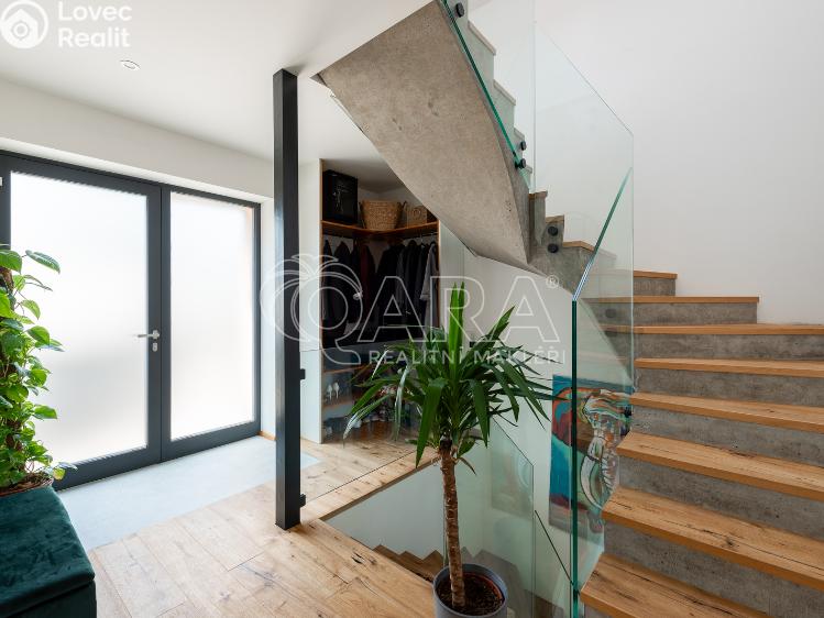 Prodej rodinného domu Statenice č. 11