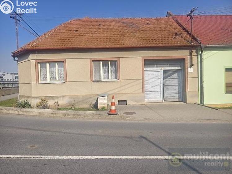 Prodej rodinného domu Komořany č. 3