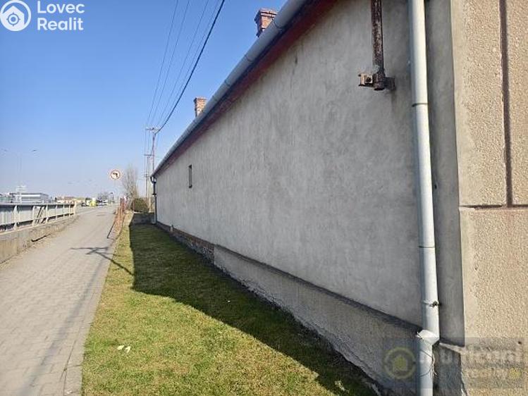 Prodej rodinného domu Komořany č. 5