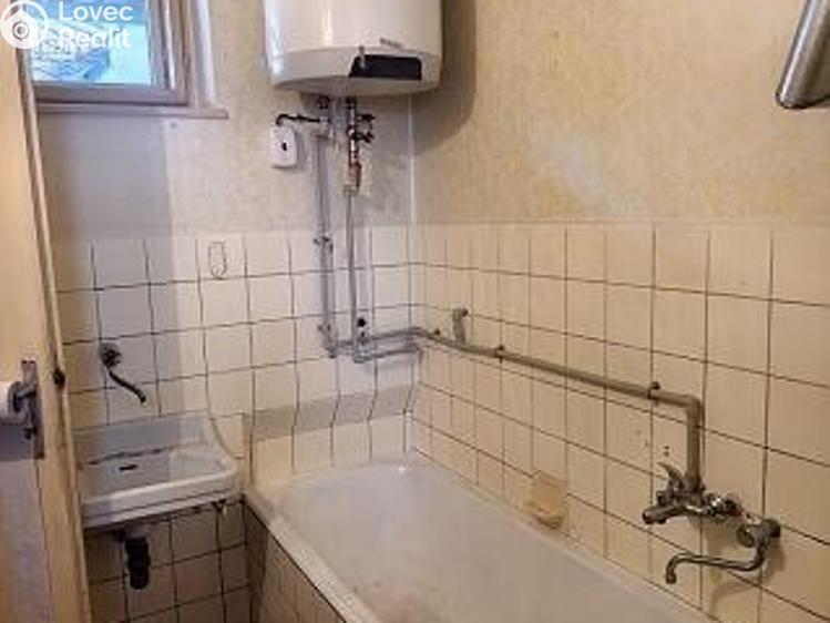 Prodej rodinného domu Komořany č. 15