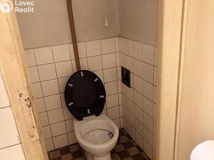 Prodej rodinného domu Komořany č. 16