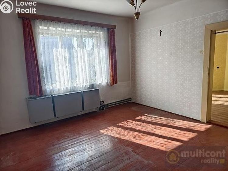 Prodej rodinného domu Komořany č. 18