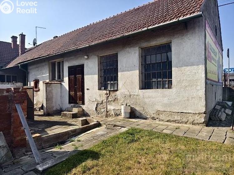 Prodej rodinného domu Komořany č. 25