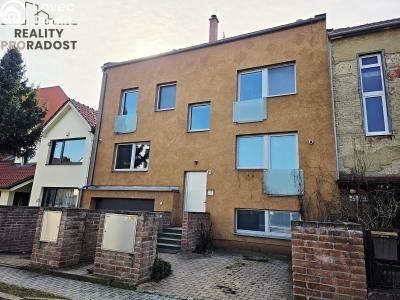 Pronájem bytu 1+KK Brno, Rajhradská č. 1