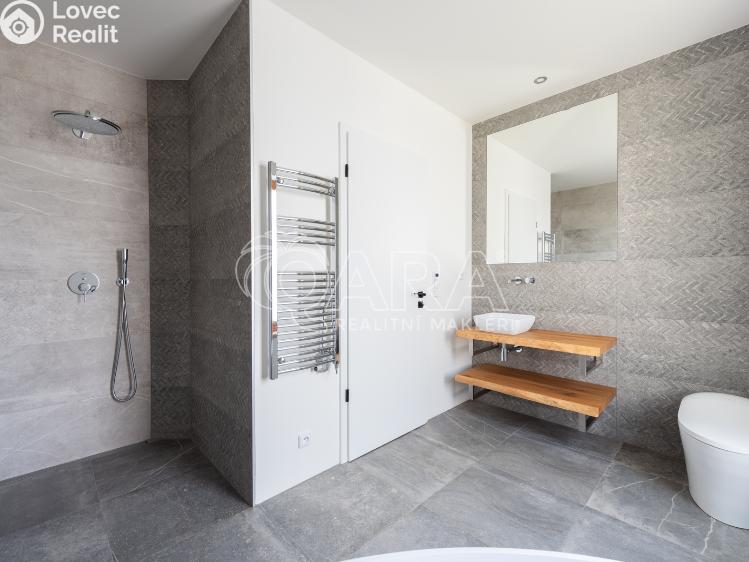 Prodej rodinného domu Statenice, Nad Vinicí 604 č. 17