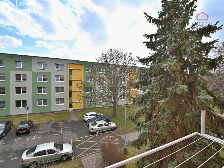 Prodej bytu 2+1 Bílina, Sídliště Za Chlumem 809 č. 11