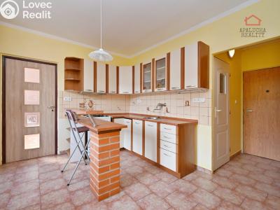 Prodej bytu 2+1 Bílina, Sídliště Za Chlumem 809 č. 2