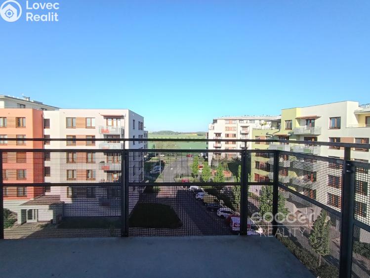 Pronájem bytu 1+KK Praha, Bermanova č. 3