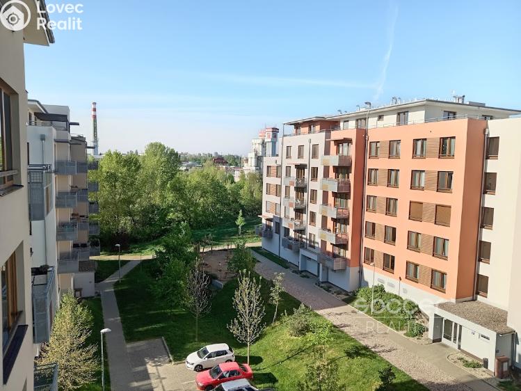 Pronájem bytu 1+KK Praha, Bermanova č. 7