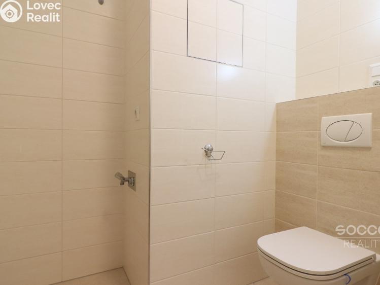 Pronájem bytu 1+KK Praha, Bermanova č. 9