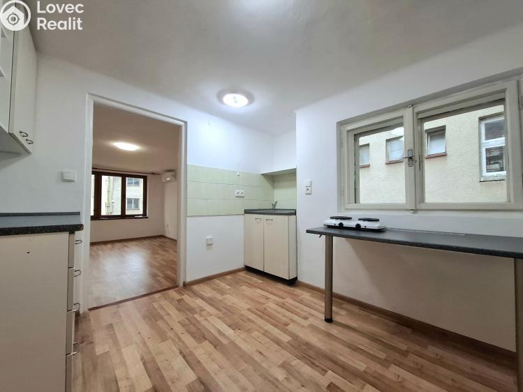 Rent apartment 1+1 Dobruška, Šubertovo nám. 113 č. 1
