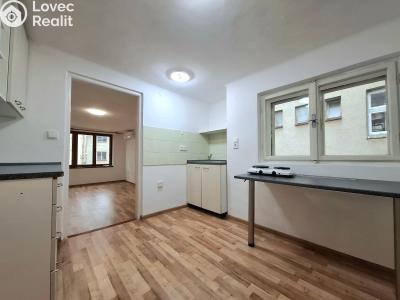 Аренда квартиры 1+1 Dobruška, Šubertovo nám. 113 č. 1