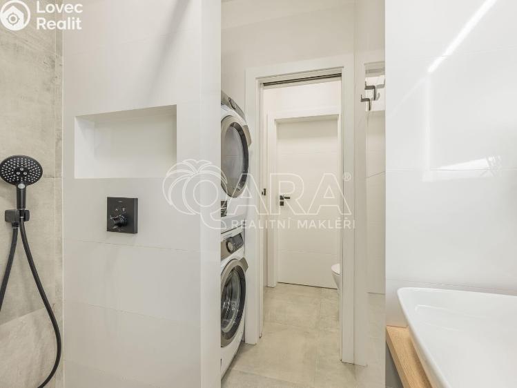 Pronájem bytu 2+1 Praha, Strančická 3339/37 č. 20