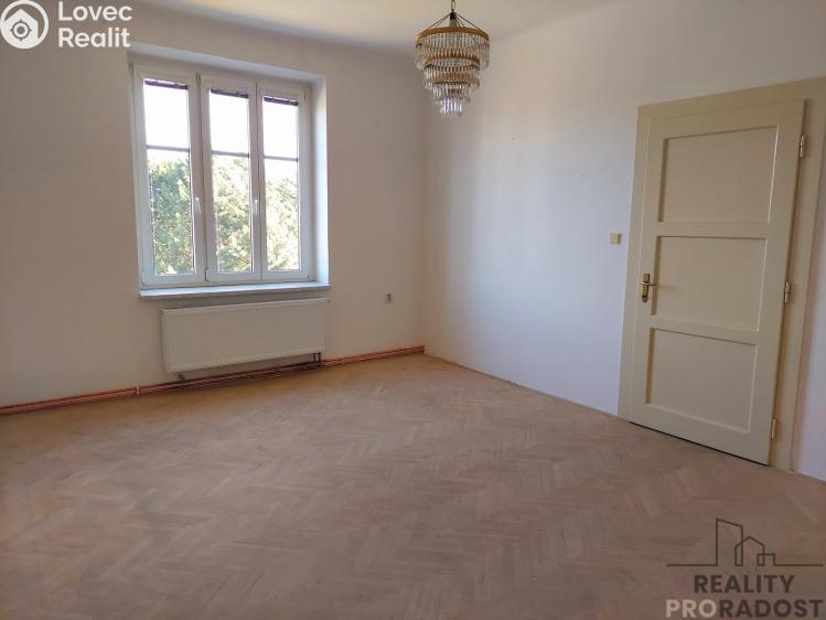 Pronájem bytu 2+1 Olomouc, Divišova č. 4