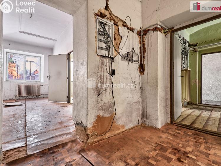 Продажа семейного дома Kravaře, náměstí č. 13