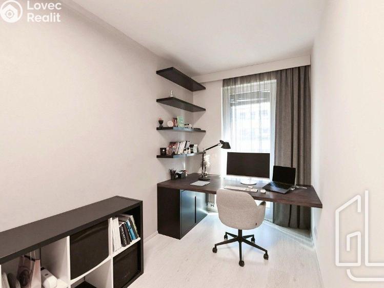 Pronájem bytu 3+KK Praha, Petržílkova 2835/1 č. 9