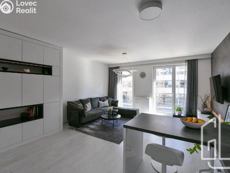 Pronájem bytu 3+KK Praha, Petržílkova 2835/1 č. 10