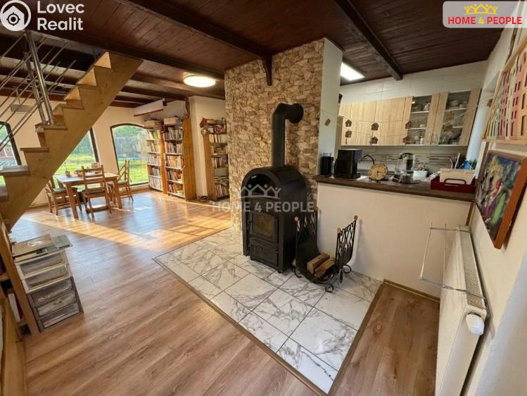 Prodej rodinného domu Hradištko, Velká Podkova č. 11