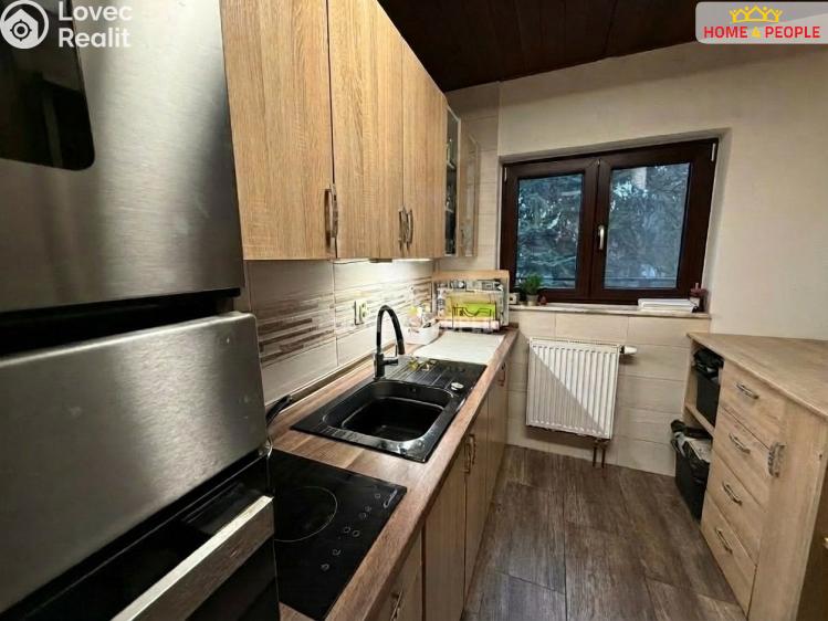 Prodej rodinného domu Hradištko, Velká Podkova č. 12