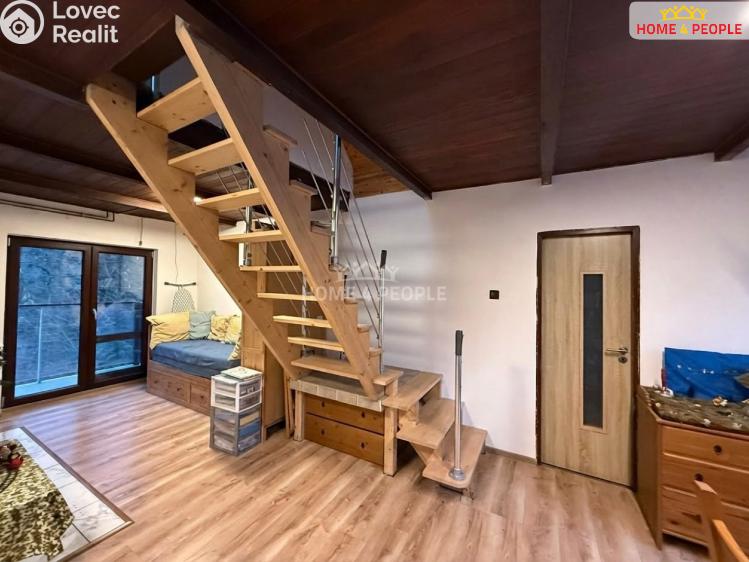 Prodej rodinného domu Hradištko, Velká Podkova č. 22