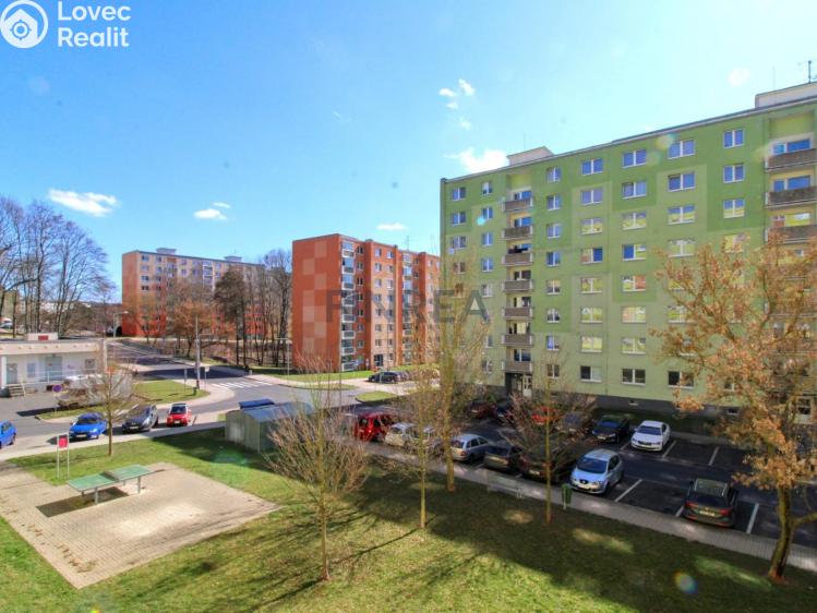 Prodej bytu 2+1 Klášterec nad Ohří, Družstevní č. 8