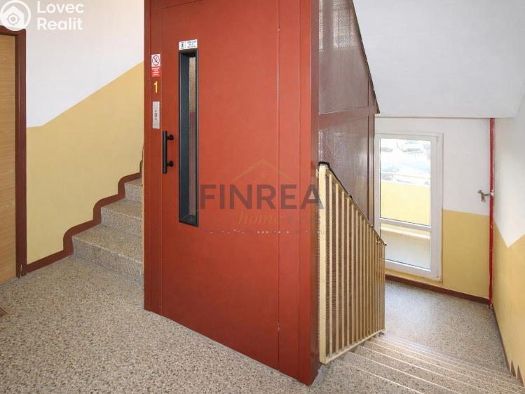 Prodej bytu 2+1 Klášterec nad Ohří, Družstevní č. 17