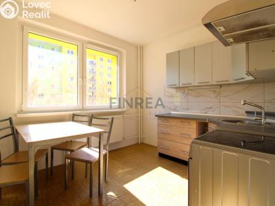 Продажа квартиры 2+1 Klášterec nad Ohří, Družstevní č. 6