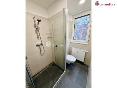 Pronájem bytu 2+1 Zlín, Dukelská č. 6