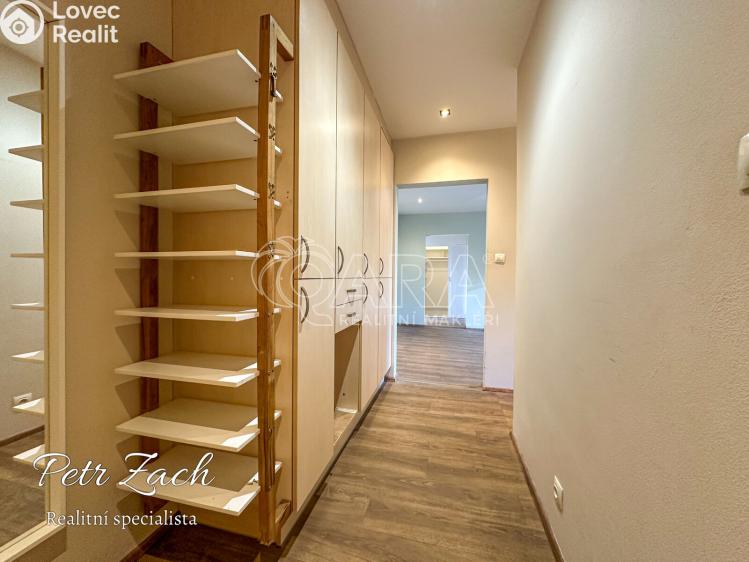 Pronájem bytu 3+1 Olomouc, tř. Svornosti 891/44 č. 8