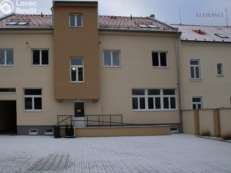 Pronájem bytu 2+KK Kladno, Jana Palacha 1620 č. 23