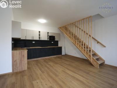 Rent apartment 2+KK Kladno, Jana Palacha 1620 č. 2