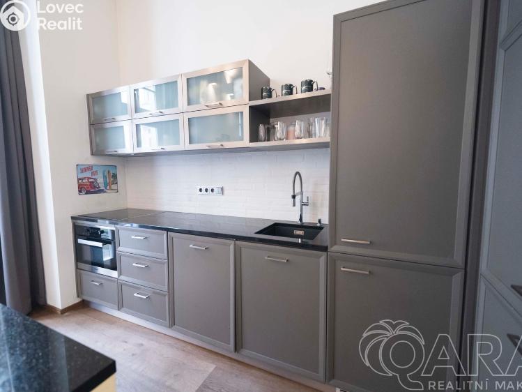 Prodej bytu 2+1 Praha, Soukenická 1529/26 č. 9